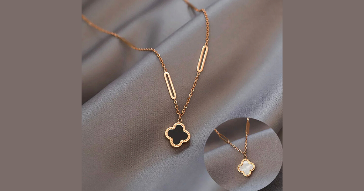 Simply Sophisticated Reversible Single Four Leaf Rose Gold Clover Necklace